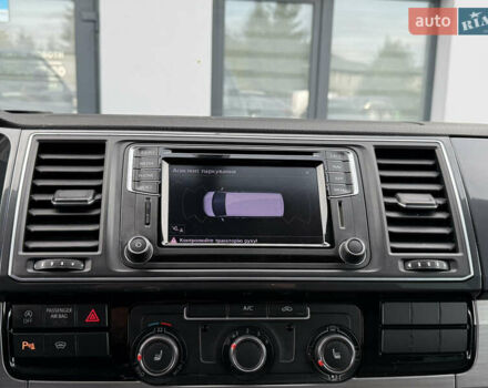 Серый Фольксваген Transporter, объемом двигателя 2 л и пробегом 270 тыс. км за 31900 $, фото 66 на Automoto.ua