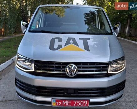 Серый Фольксваген Transporter, объемом двигателя 2 л и пробегом 240 тыс. км за 24900 $, фото 1 на Automoto.ua