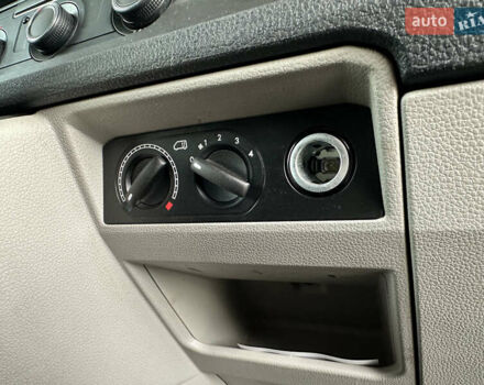 Сірий Фольксваген Transporter, об'ємом двигуна 2 л та пробігом 174 тис. км за 22700 $, фото 22 на Automoto.ua