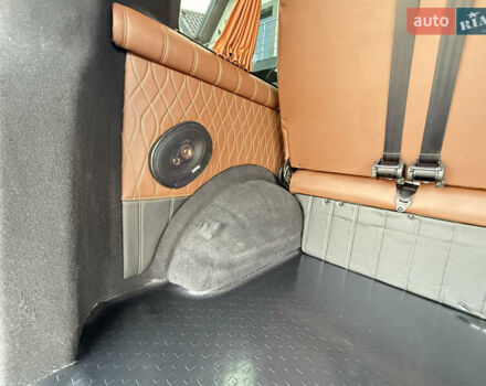 Серый Фольксваген Transporter, объемом двигателя 2 л и пробегом 270 тыс. км за 31900 $, фото 79 на Automoto.ua