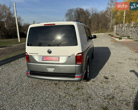 Серый Фольксваген Transporter, объемом двигателя 2 л и пробегом 263 тыс. км за 21800 $, фото 30 на Automoto.ua