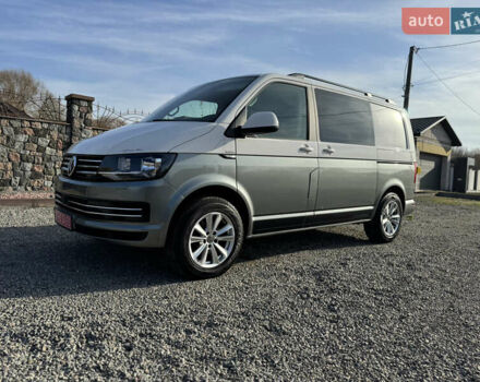 Серый Фольксваген Transporter, объемом двигателя 2 л и пробегом 263 тыс. км за 21800 $, фото 2 на Automoto.ua