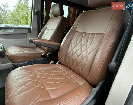 Серый Фольксваген Transporter, объемом двигателя 2 л и пробегом 270 тыс. км за 31900 $, фото 56 на Automoto.ua