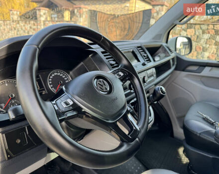 Серый Фольксваген Transporter, объемом двигателя 2 л и пробегом 263 тыс. км за 21800 $, фото 49 на Automoto.ua