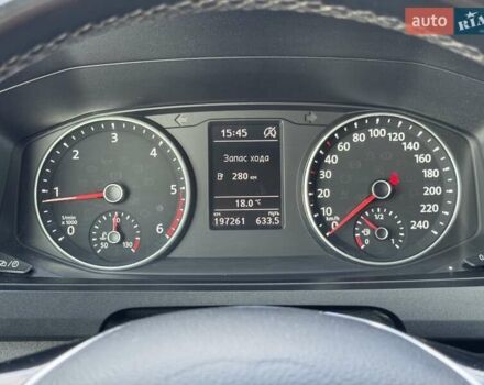 Сірий Фольксваген Transporter, об'ємом двигуна 2 л та пробігом 197 тис. км за 27900 $, фото 17 на Automoto.ua