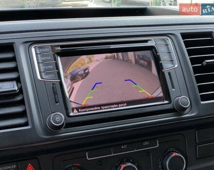 Серый Фольксваген Transporter, объемом двигателя 2 л и пробегом 163 тыс. км за 29955 $, фото 49 на Automoto.ua