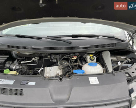 Сірий Фольксваген Transporter, об'ємом двигуна 2 л та пробігом 204 тис. км за 26000 $, фото 17 на Automoto.ua