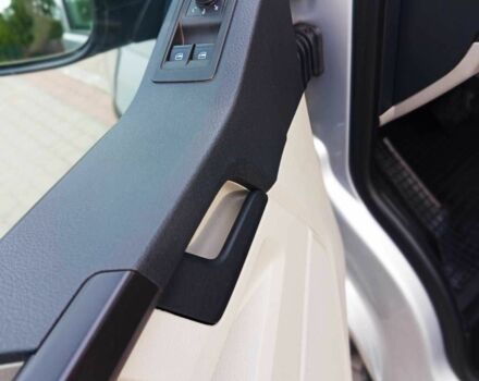 Сірий Фольксваген Transporter, об'ємом двигуна 2 л та пробігом 220 тис. км за 31700 $, фото 12 на Automoto.ua