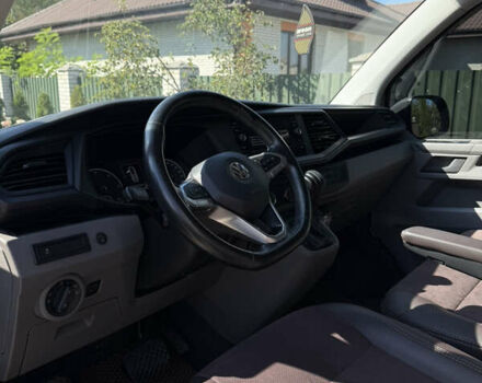 Серый Фольксваген Transporter, объемом двигателя 1.97 л и пробегом 261 тыс. км за 34900 $, фото 1 на Automoto.ua