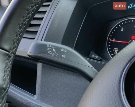 Серый Фольксваген Transporter, объемом двигателя 2 л и пробегом 163 тыс. км за 29955 $, фото 43 на Automoto.ua