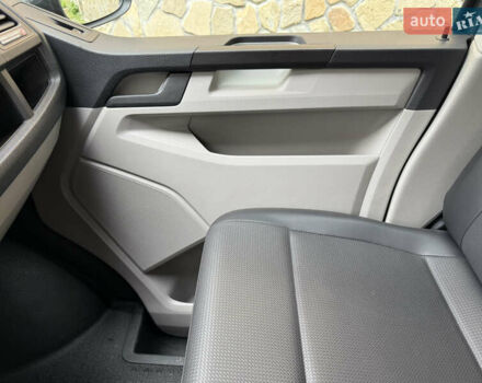 Серый Фольксваген Transporter, объемом двигателя 2 л и пробегом 280 тыс. км за 25800 $, фото 16 на Automoto.ua