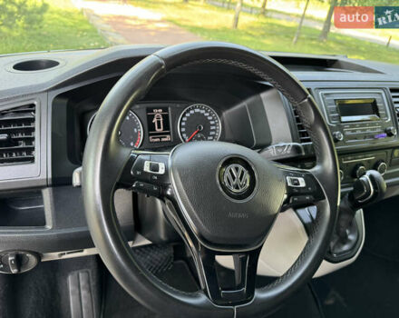 Серый Фольксваген Transporter, объемом двигателя 2 л и пробегом 173 тыс. км за 23400 $, фото 29 на Automoto.ua