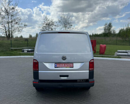 Серый Фольксваген Transporter, объемом двигателя 2 л и пробегом 198 тыс. км за 18512 $, фото 8 на Automoto.ua