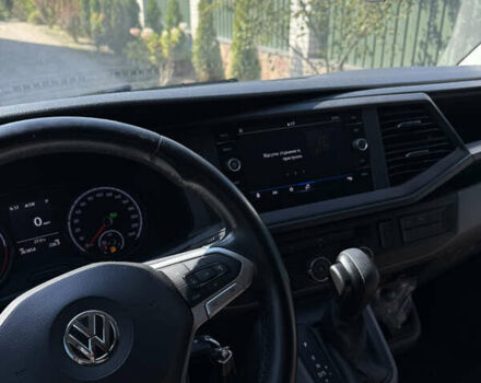 Серый Фольксваген Transporter, объемом двигателя 1.97 л и пробегом 261 тыс. км за 34900 $, фото 3 на Automoto.ua