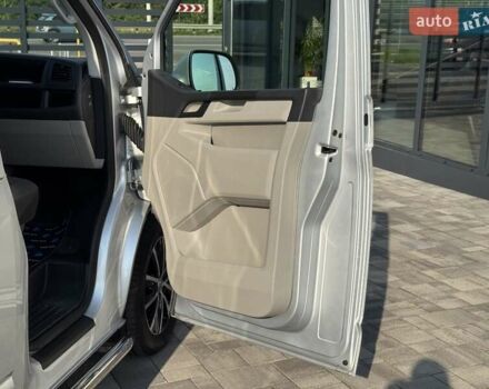 Сірий Фольксваген Transporter, об'ємом двигуна 2 л та пробігом 197 тис. км за 27900 $, фото 29 на Automoto.ua