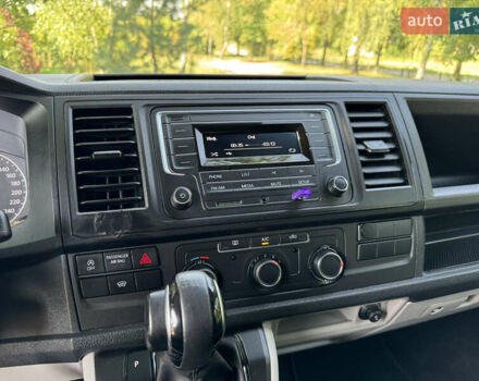 Серый Фольксваген Transporter, объемом двигателя 2 л и пробегом 173 тыс. км за 23400 $, фото 40 на Automoto.ua