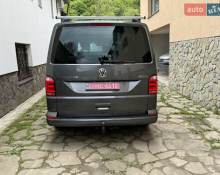Серый Фольксваген Transporter, объемом двигателя 2 л и пробегом 280 тыс. км за 25800 $, фото 5 на Automoto.ua