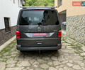 Серый Фольксваген Transporter, объемом двигателя 2 л и пробегом 280 тыс. км за 25800 $, фото 5 на Automoto.ua