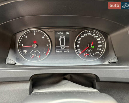 Серый Фольксваген Transporter, объемом двигателя 2 л и пробегом 280 тыс. км за 25800 $, фото 8 на Automoto.ua