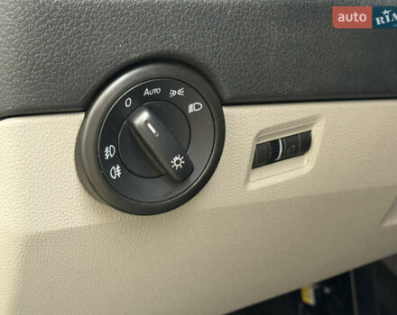 Серый Фольксваген Transporter, объемом двигателя 2 л и пробегом 280 тыс. км за 25800 $, фото 40 на Automoto.ua