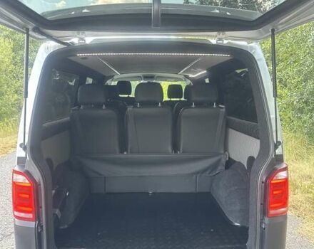 Серый Фольксваген Transporter, объемом двигателя 1.97 л и пробегом 210 тыс. км за 31800 $, фото 8 на Automoto.ua