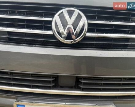 Сірий Фольксваген Transporter, об'ємом двигуна 1.97 л та пробігом 240 тис. км за 26500 $, фото 2 на Automoto.ua