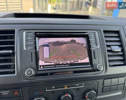 Сірий Фольксваген Transporter, об'ємом двигуна 2 л та пробігом 197 тис. км за 27900 $, фото 21 на Automoto.ua