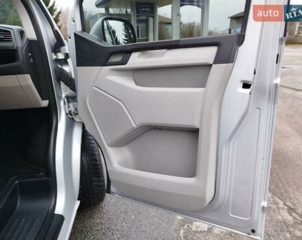 Серый Фольксваген Transporter, объемом двигателя 1.97 л и пробегом 206 тыс. км за 29999 $, фото 22 на Automoto.ua