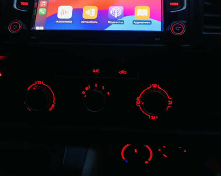 Серый Фольксваген Transporter, объемом двигателя 2 л и пробегом 162 тыс. км за 25900 $, фото 40 на Automoto.ua