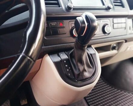 Серый Фольксваген Transporter, объемом двигателя 1.97 л и пробегом 210 тыс. км за 31800 $, фото 9 на Automoto.ua