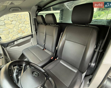 Серый Фольксваген Transporter, объемом двигателя 2 л и пробегом 280 тыс. км за 25800 $, фото 12 на Automoto.ua