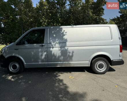 Серый Фольксваген Transporter, объемом двигателя 2 л и пробегом 173 тыс. км за 23400 $, фото 15 на Automoto.ua