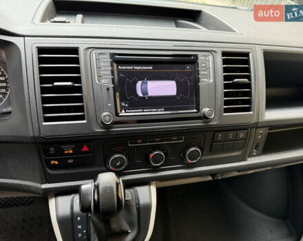 Серый Фольксваген Transporter, объемом двигателя 2 л и пробегом 280 тыс. км за 25800 $, фото 9 на Automoto.ua