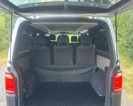 Сірий Фольксваген Transporter, об'ємом двигуна 2 л та пробігом 220 тис. км за 31700 $, фото 5 на Automoto.ua