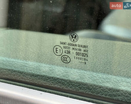 Серый Фольксваген Transporter, объемом двигателя 2 л и пробегом 280 тыс. км за 25800 $, фото 39 на Automoto.ua