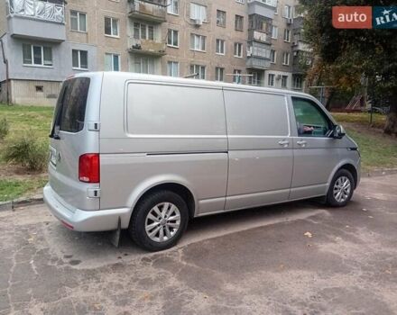 Серый Фольксваген Transporter, объемом двигателя 1.97 л и пробегом 235 тыс. км за 22000 $, фото 4 на Automoto.ua