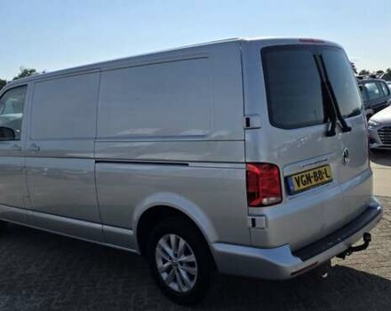 Серый Фольксваген Transporter, объемом двигателя 2 л и пробегом 185 тыс. км за 32321 $, фото 4 на Automoto.ua