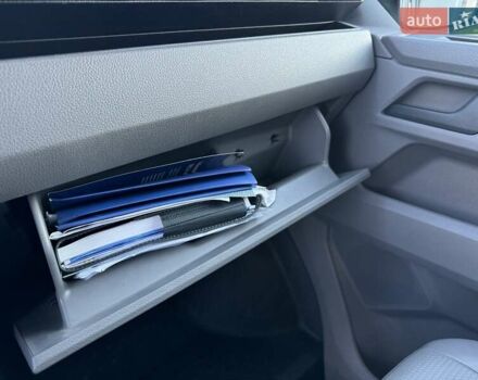 Серый Фольксваген Transporter, объемом двигателя 1.97 л и пробегом 178 тыс. км за 31500 $, фото 31 на Automoto.ua