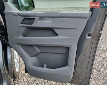 Сірий Фольксваген Transporter, об'ємом двигуна 2 л та пробігом 189 тис. км за 22900 $, фото 20 на Automoto.ua
