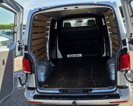 Серый Фольксваген Transporter, объемом двигателя 2 л и пробегом 185 тыс. км за 32321 $, фото 20 на Automoto.ua