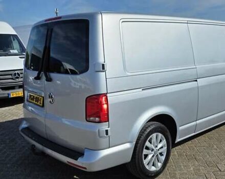 Серый Фольксваген Transporter, объемом двигателя 2 л и пробегом 185 тыс. км за 32321 $, фото 6 на Automoto.ua