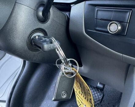 Серый Фольксваген Transporter, объемом двигателя 1.97 л и пробегом 178 тыс. км за 31500 $, фото 26 на Automoto.ua