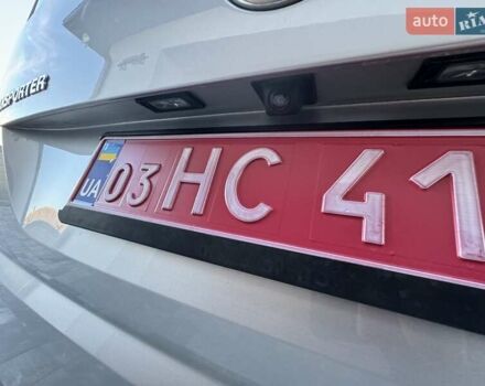 Серый Фольксваген Transporter, объемом двигателя 1.97 л и пробегом 178 тыс. км за 31500 $, фото 19 на Automoto.ua