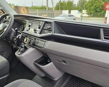 Серый Фольксваген Transporter, объемом двигателя 1.97 л и пробегом 152 тыс. км за 24900 $, фото 24 на Automoto.ua