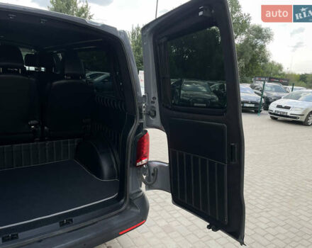 Серый Фольксваген Transporter, объемом двигателя 2 л и пробегом 177 тыс. км за 39499 $, фото 27 на Automoto.ua