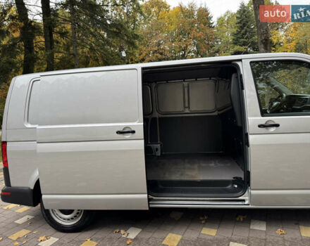 Серый Фольксваген Transporter, объемом двигателя 2 л и пробегом 207 тыс. км за 24950 $, фото 80 на Automoto.ua