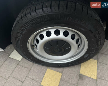 Серый Фольксваген Transporter, объемом двигателя 2 л и пробегом 207 тыс. км за 24950 $, фото 186 на Automoto.ua