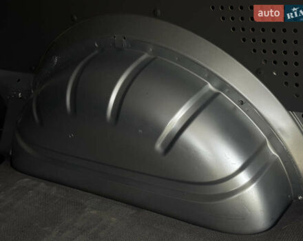 Серый Фольксваген Transporter, объемом двигателя 2 л и пробегом 207 тыс. км за 24950 $, фото 164 на Automoto.ua