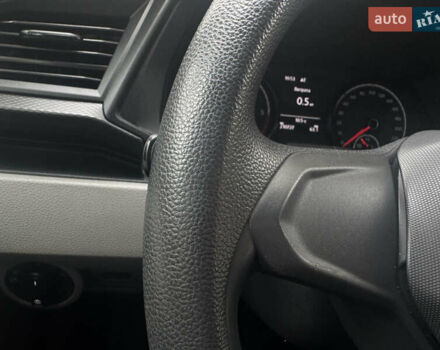 Серый Фольксваген Transporter, объемом двигателя 2 л и пробегом 207 тыс. км за 24950 $, фото 150 на Automoto.ua