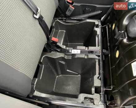 Серый Фольксваген Transporter, объемом двигателя 1.97 л и пробегом 165 тыс. км за 23900 $, фото 35 на Automoto.ua